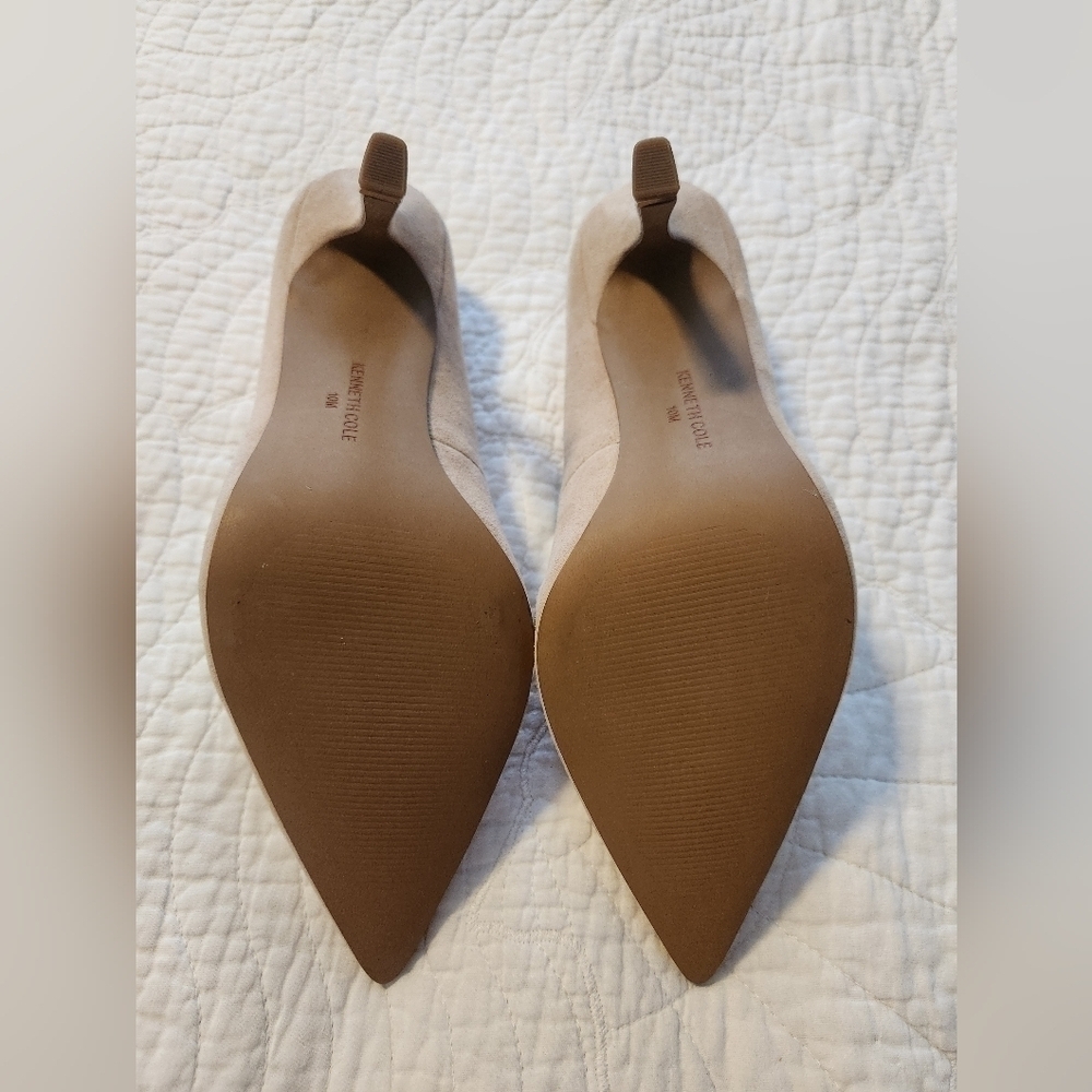 Kenneth Cole Romi Suede Size 10 Pumps - Picture 7 of 10